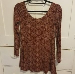 Patterned long sleeve dress